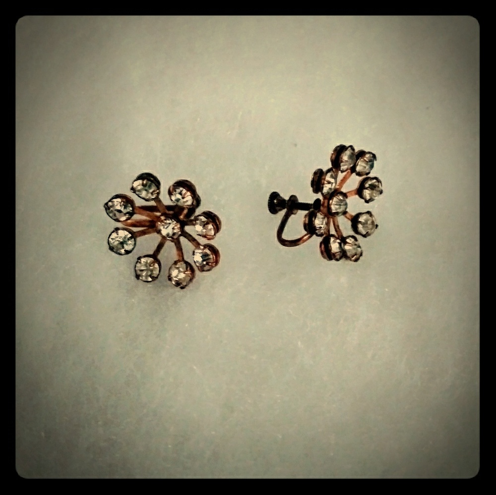 1940s Rhinestone Flower Screwback Earrings